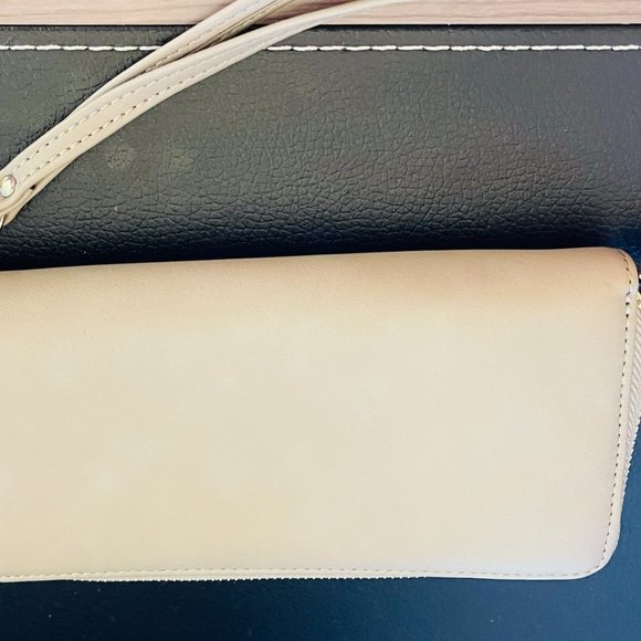 Ladies Accordion Wallet - Picture 3 of 3